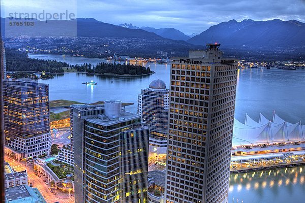 Abend British Columbia Kanada Canada Place Vancouver