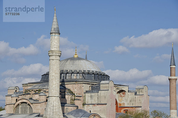 Hagia Sophia  auch bekannt als Aya Sofia  Istanbul  Türkei