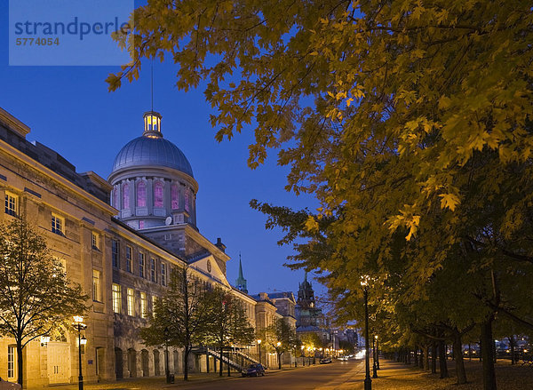 beleuchtet  Gebäude  Architekt  Herbst  Kanada  Abenddämmerung  Markt  Quebec