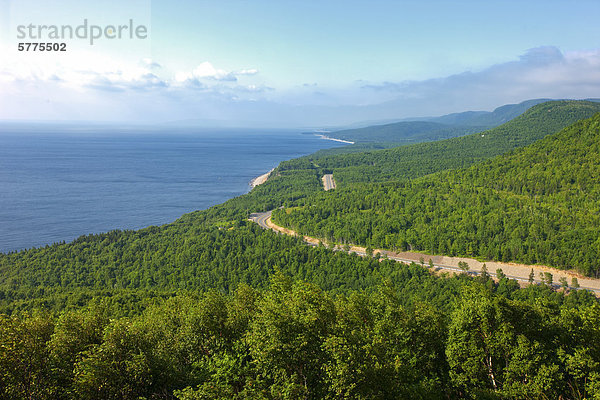 Blick vom Cape Smokey  Cabot Trail  Cape Breton  Nova Scotia  Kanada