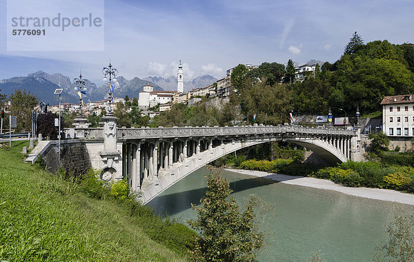 Brücke über die Piave  Belluno  Beilun  Italien  Europa