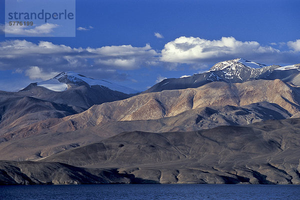 Berge am Tso Moriri  Changtang oder Changthang  Ladakh  indischer Himalaya  Jammu und Kaschmir  Nordindien  Indien  Asien