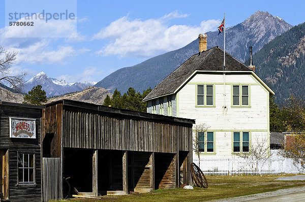 Jack Corrigan Harness Shop und Regierungsgebäude. Fort Steele Heritage Town  Kootenay Region  British Columbia  Kanada