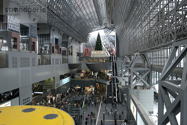 Bahnhof Kyoto  Kyoto  Japan.