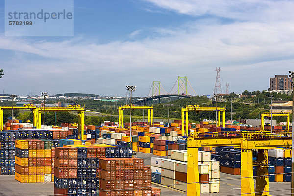 Containerhafen  Bedford  Halifax  Nova Scotia  Kanada