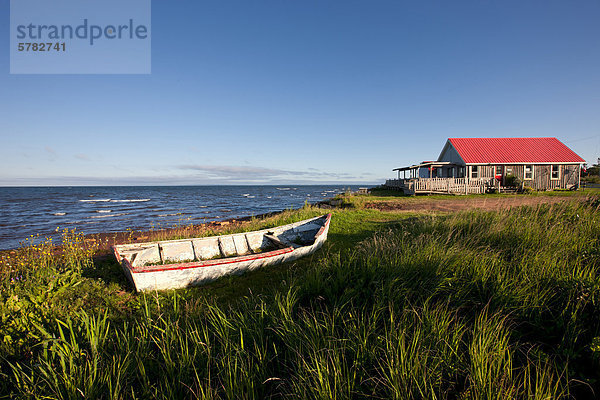 frontal Point Prim lighthouse Kanada Kantine alt Prince Edward Island