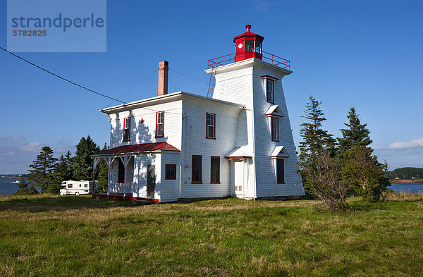 Blockhaus Point Lighthouse  Prince Edward Island  Kanada