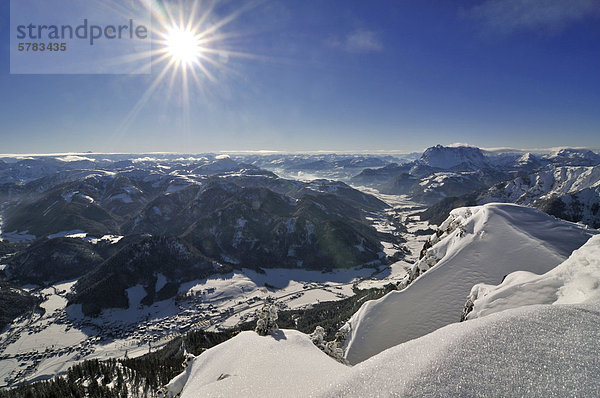 Blick von der Steinplatte auf den Wilden Kaiser  Reit im Winkl  Chiemgau  Bayern  Deutschland  Tirol  Österreich  Europa
