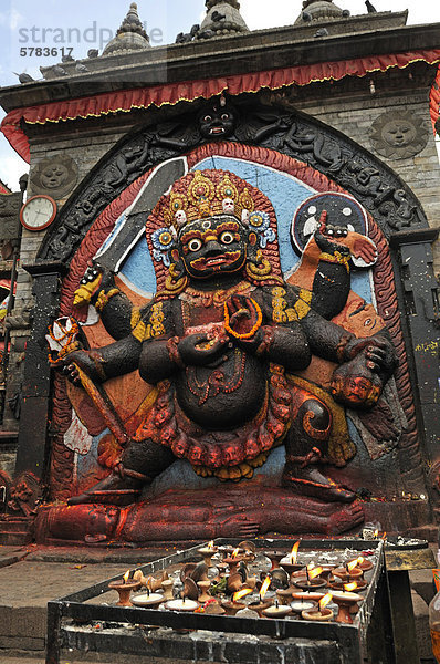Bhairav-Tempel  Bhairava  Durbar Square  Kathmandu  Kathmandutal  UNESCO Weltkulturerbe  Nepal  Asien
