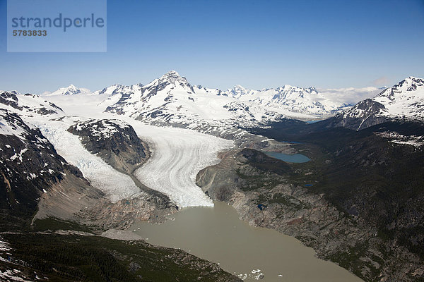 Luftbild Landschaft der Coast Mountains in British Columbia Kanada
