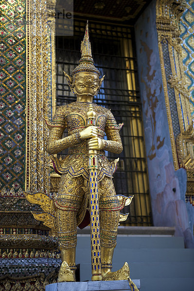 Wächter-Statue  Phra Mondop  Wat Pho  Wat Phra Chetuphon  Tempel des liegenden Buddha  Bangkok  Thailand  Asien