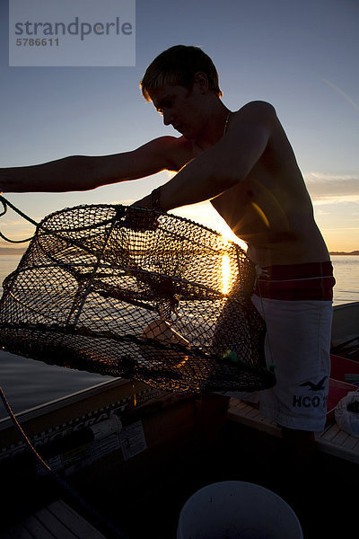 Sommer Sonnenuntergang Ruhe Boot angeln Kanada Sunshine Coast