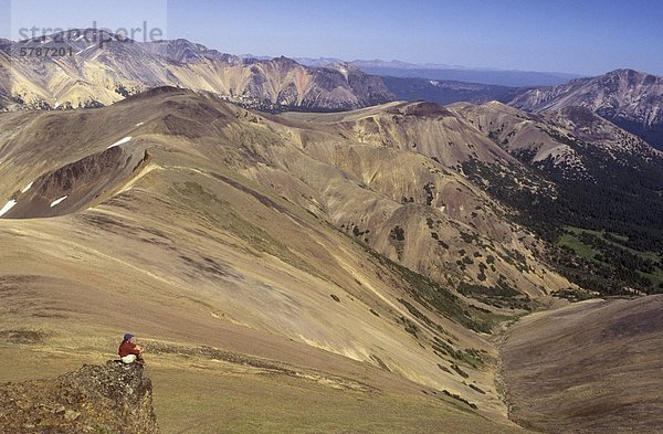 Wandern in den Bergen Rainbow  Tweedsmuir Park  British Columbia  Kanada.