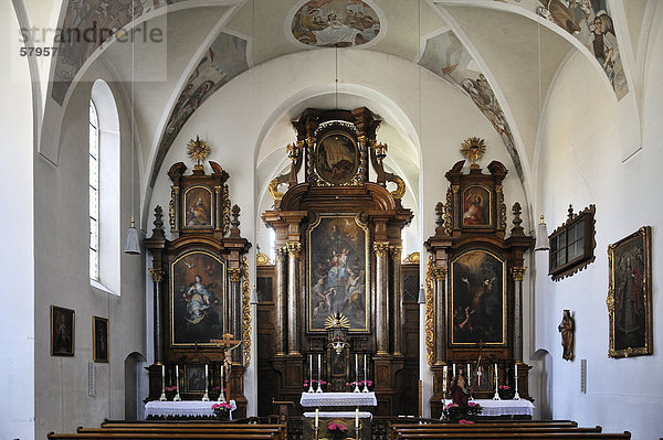 Altar der Spitalkirche Hl. Geist  1717 erbaut  Hauptplatz  Pfaffenhofen  Oberbayern  Bayern  Deutschland  Europa