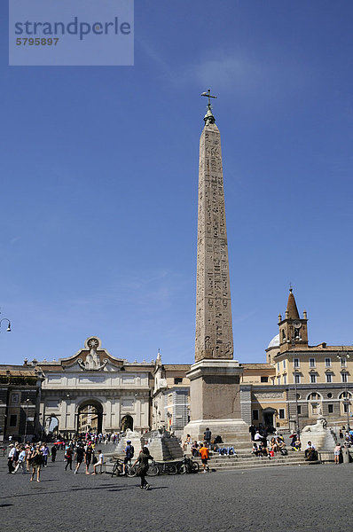 Piazza del Popolo mit ägyptischem Obelisk  Rom  Italien  Europa
