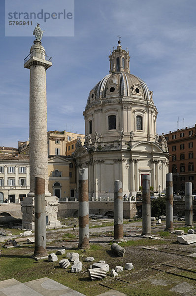 Trajanssäule  Trajansforum  Rom  Italien  Europa  ÖffentlicherGrund