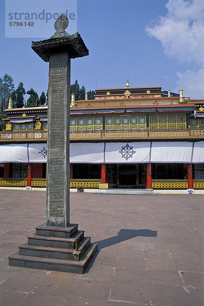 Kloster Rumtek oder Dharma Chakra Centre  tibetischer Buddhismus  Karma-Kagyü-Linie  bei Gangtok  Sikkim  indischer Himalaya  Indien  Südasien  Asien