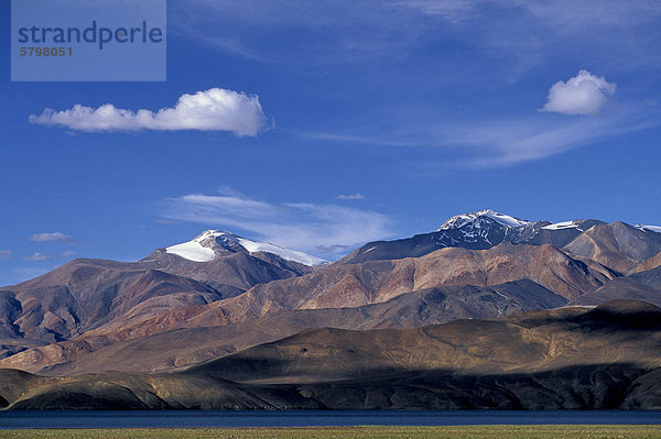 Bergsee Tso Moriri oder Tsomoriri  indischer Himalaya  Kibber-Karzok-Trek  Changthang oder Changtang  Jammu und Kaschmir  Nordindien  Indien  Asien