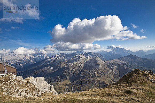 Aussicht vom Lagazuoi  2778 m  Falzarego-Pass  Dolomiten  Italien  Europa