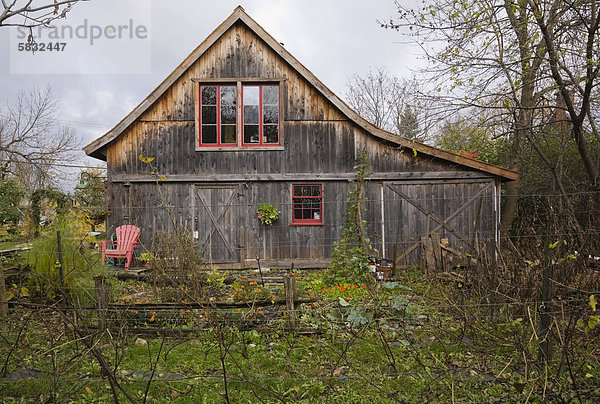 Garten Herbst Nachbarschaft Hinterhof Kanada alt Quebec