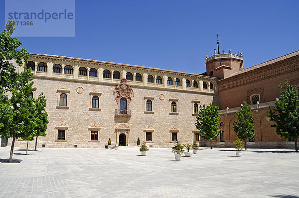 Palacio Arzobispal  erzbischöflicher Palast  Bischofspalast  Alcala de Henares  Spanien  Europa