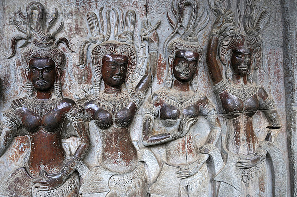 Tänzerinnen  Relief in Angkor Wat  Angkor  Kambodscha  Asien
