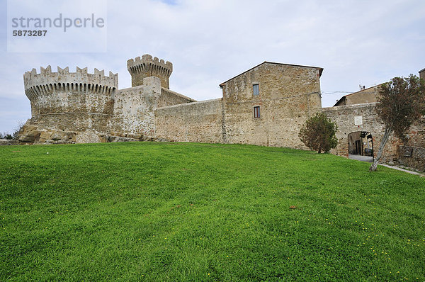 Festungsanlage von Populonia  Toskana  Italien  Europa