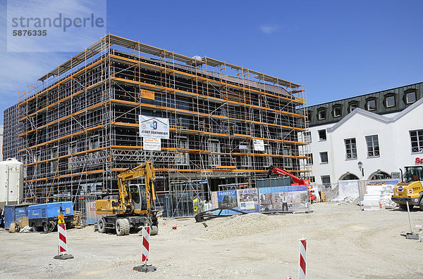 Bauarbeiten zur Verkehrberuhigung  neues Rathaus  Ortszentrum Bad Aibling  Bayern  Deutschland  Europa