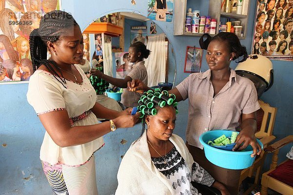 Friseur Werkstatt  Lome  Togo  Westafrika  Afrika