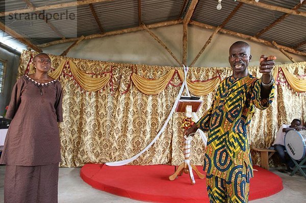 Evangelische Prediger in Kirche  Lome  Togo  Westafrika  Afrika