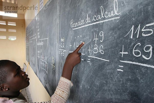 Grundschule in Afrika  Lome  Togo  Westafrika  Afrika