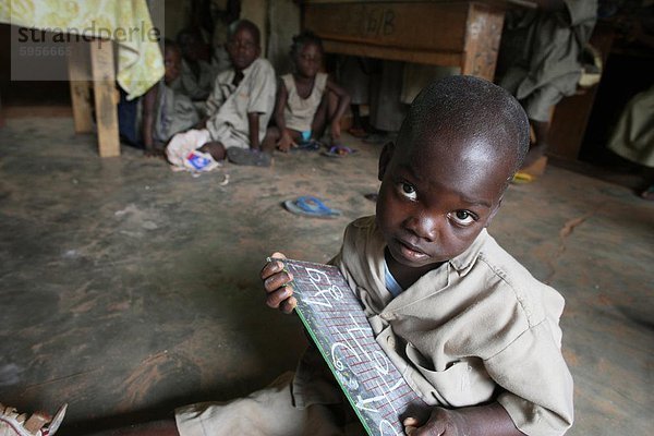 Grundschule in Afrika  Hevie  Benin  Westafrika  Afrika