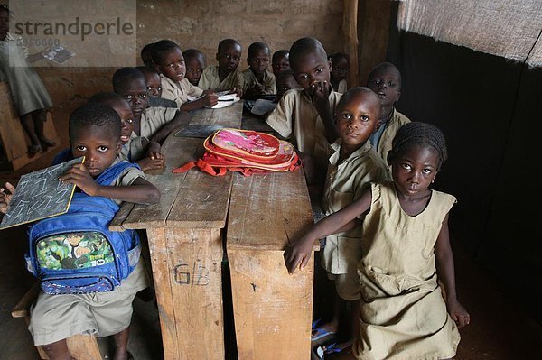 Grundschule in Afrika  Hevie  Benin  Westafrika  Afrika