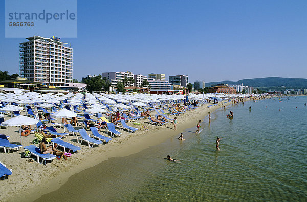 Strand-Szene  Sonnenstrand  Schwarzmeer Küste  Bulgarien  Europa