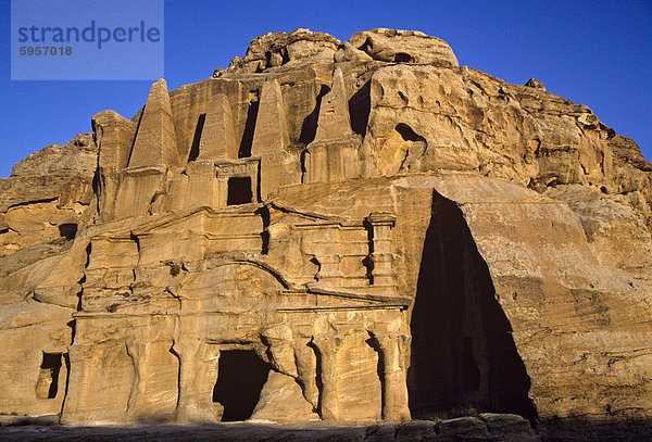 Der Obelisk Grab und Bab als Siq Triclinium an die alten Nabatäische Stadt Petra  UNESCO World Heritage Site  Jordanien  Naher Osten