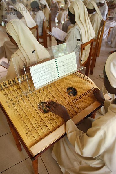 Masse in Akepe katholische Kloster  Akepe  Togo  Westafrika  Afrika