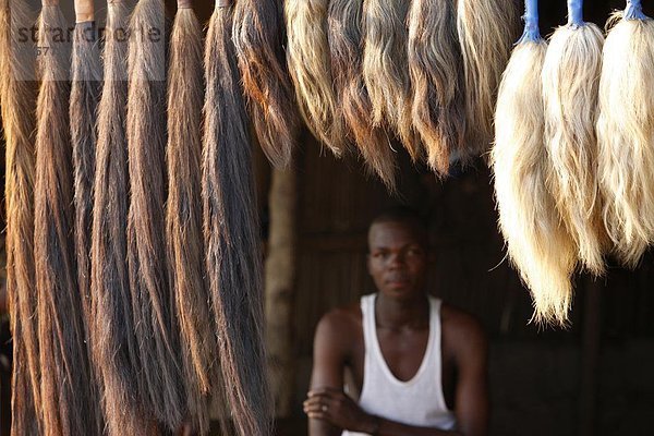 Pferde Schwänze  Akodessewa Fetisch Markt  Lome  Togo  Westafrika  Afrika