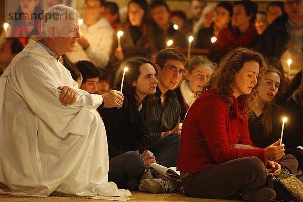 Taize Gemeinschaft Gebet  Montrouge  Hauts-de-Seine  Frankreich  Europa