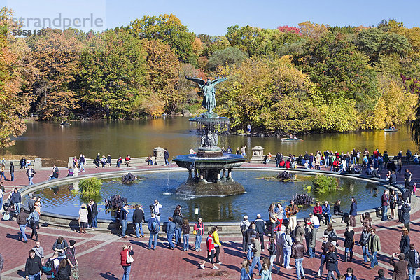 Bethesda Fountain am Ende der Mall  Central Park  Manhattan  New York City  New York  Vereinigte Staaten  Nordamerika