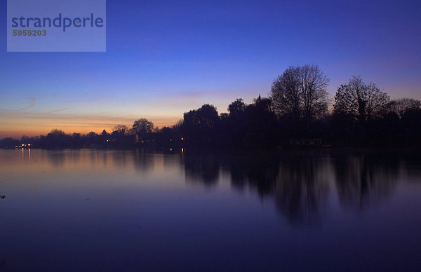 Sunbury am Thames  Surrey  England  Vereinigtes Königreich  Europa