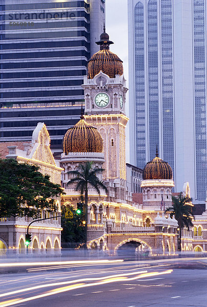 Sultan Abdu Samad building  Kuala Lumpur Gericht  beleuchtet in der Nacht  Kuala Lumpur  Malaysia  Südostasien  Asien