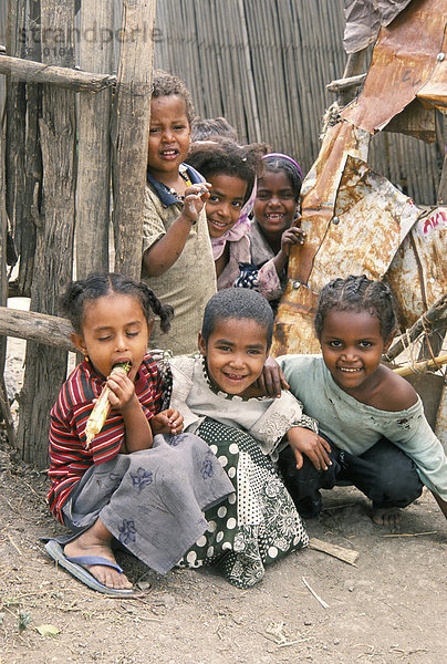 Dorfkinder in Bati  Northern Highlands  Äthiopien  Afrika
