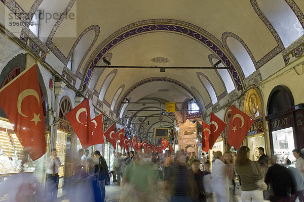 Großer Basar (Kapali Carsi)  Istanbul  Türkei  Europa