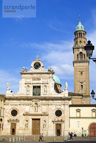 St. Giovanni Platz und Kirche St. Giovanni  Parma  Emilia-Romagna  Italien  Europa