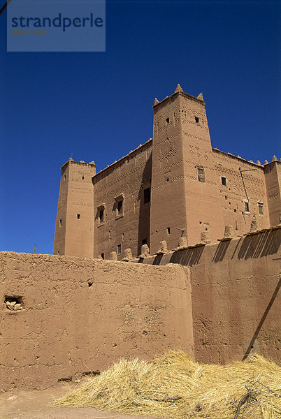 Kasbah in der Dades-Tal  Marokko  Nordafrika  Afrika