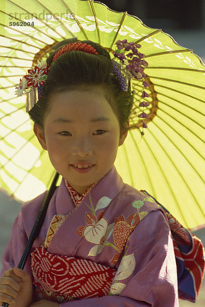 Mädchen im Kimono  Japan  Asien