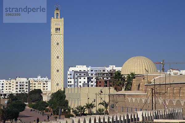 Die neue Stadt und Moschee  Sfax  Tunesien  Nordafrika  Afrika