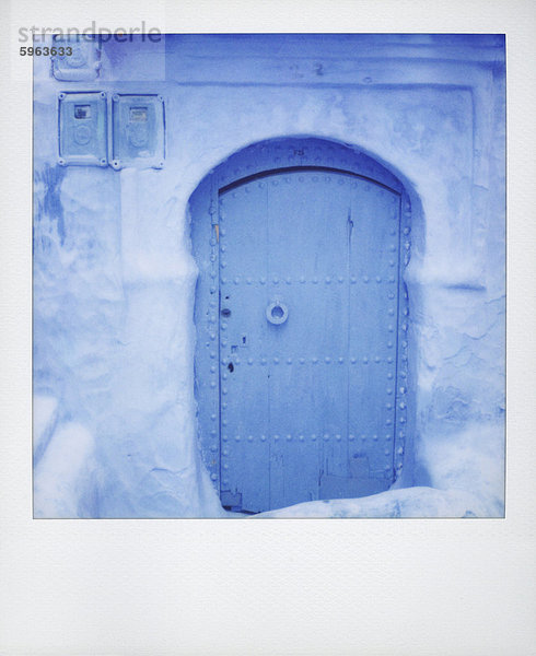 Nordafrika Wand Tradition Tür blau streichen streicht streichend anstreichen anstreichend Afrika Marokko Polaroid