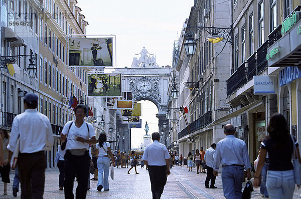 Rua Augusta  die Haupteinkaufsstraße  Lissabon  Portugal  Europa
