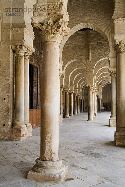 Innenraum  Okba Moschee (Moschee)  Kairouan  UNESCO World Heritage Site  Tunesien  Nordafrika  Afrika